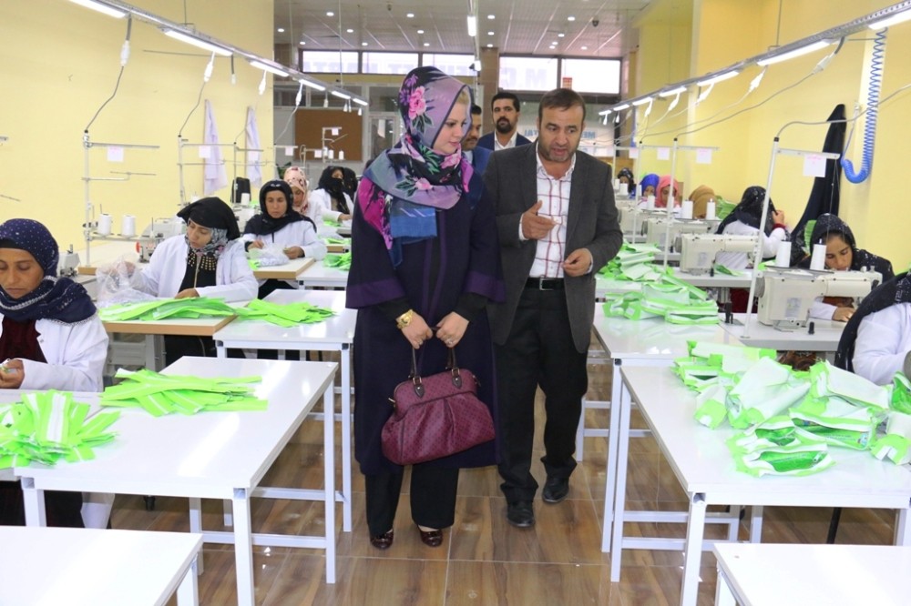 Sağlık Bakanlığı tarafından okullar adağıtılacak kalemlikler Akçakale’de üretilecek