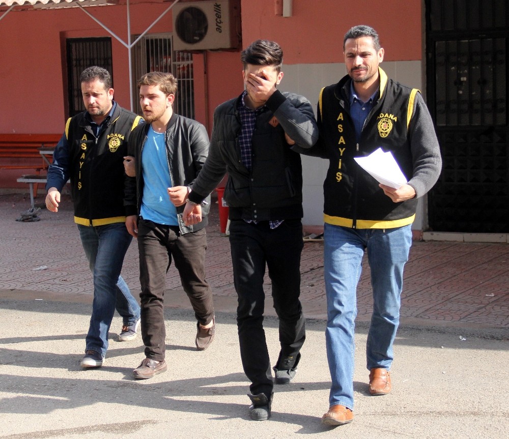 Vatandaşların yakaladığı kapkaççı tutuklandı