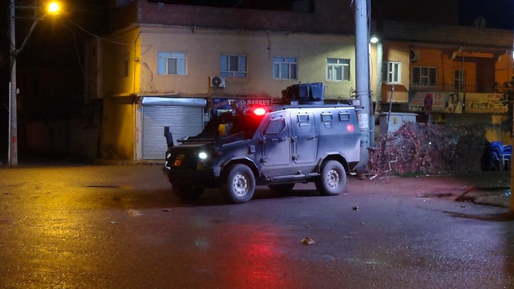 Suriye’nin sınırında yoğun silah sesleri