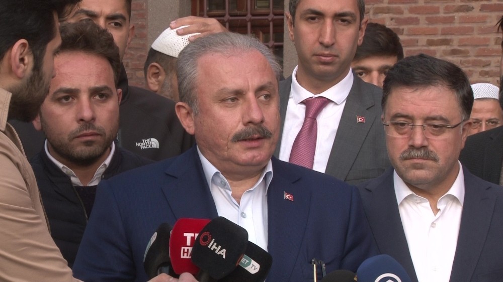 Hacı Bayram Camii’nde Barış Pınarı Harekatı için dualar edildi