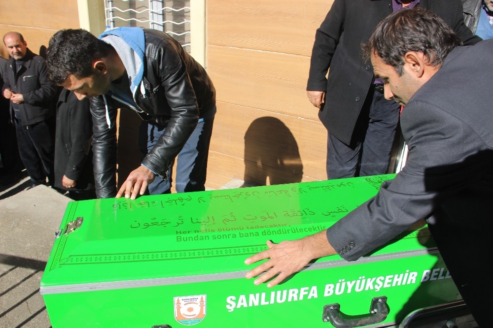 Motosiklet kazasında ölen çocuğun cenazesi teslim alındı