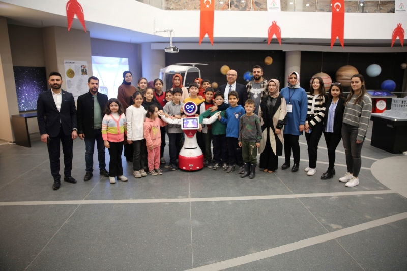 GELECEĞİN YAZILIMCILARINDAN BAŞKAN BAYDİLLİ'YE TEŞEKKÜR