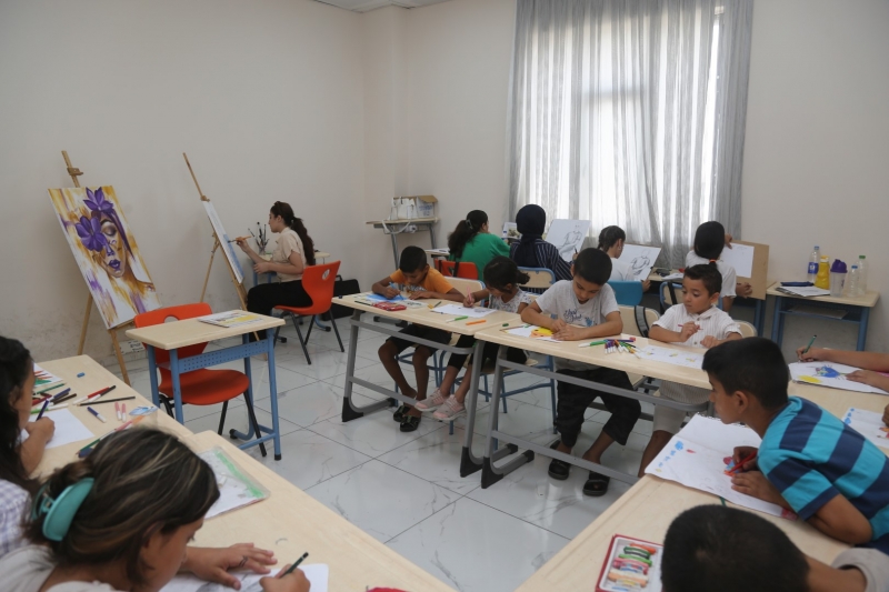 Gençlerin ve Çocukların Adresi Süleymanşah Gençlik Merkezi Oldu