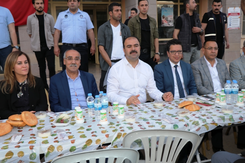 Halfeti de Kardeşlik Sofrası