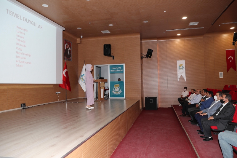 HALİLİYE BELEDİYESİ, HİZMET İÇİ EĞİTİMLERİ DEVAM EDİYOR