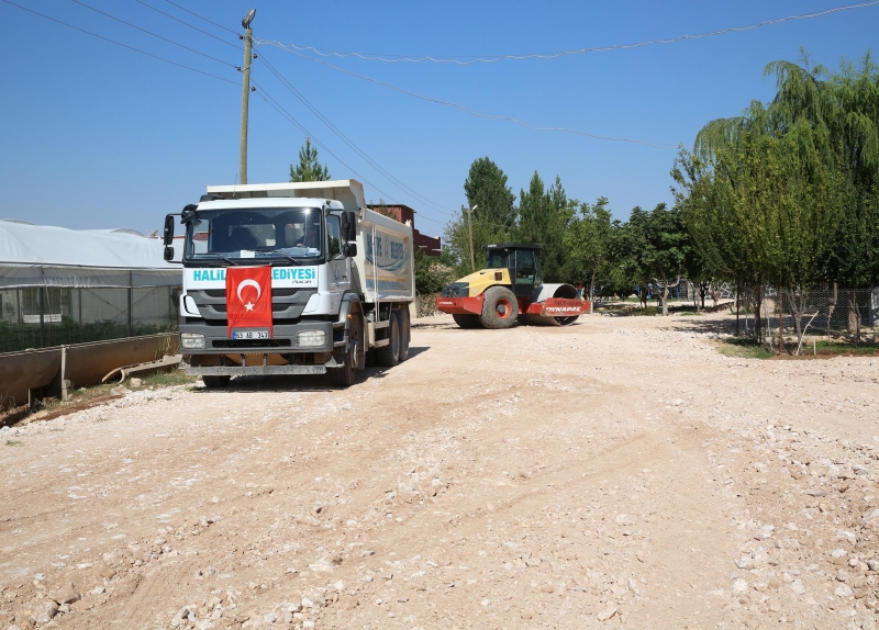 Haliliye Belediyesi Kırsaldaki Yol İhtiyaçlarını Bir Bir Gideriyor
