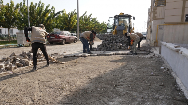 HALİLİYE BELEDİYESİ 3 MAHALLEDE ÇALIŞMALARINI SÜRDÜRÜYOR