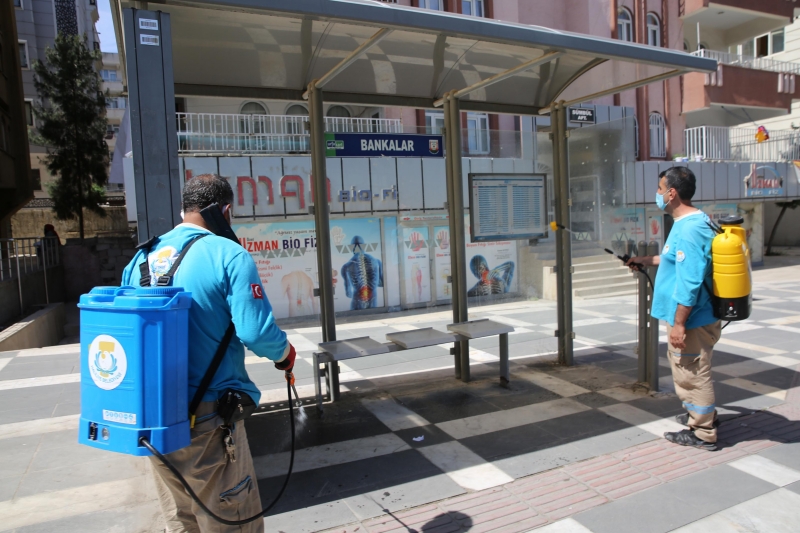 HALİLİYE BELEDİYESİ, SALGINLA MÜCADELEDE TEDBİRİ ELDEN BIRAKMIYOR