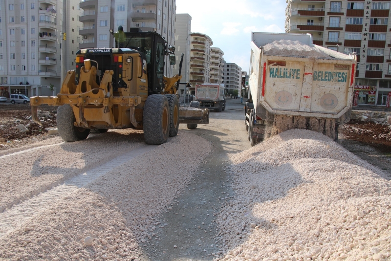 HALİLİYE BELEDİYESİNDEN KARŞIYAKA’DA YENİ YOL YAPIM ÇALIŞMASI