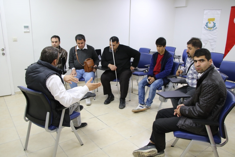 HALİLİYE BELEDİYESİNDEN GÖRME ENGELLİLERE E-KPSS KURSU