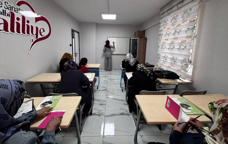 Haliliye Belediyesi'nden Vatandaşlara Çok Yönlü Destek: Şehitlik Millet Evi'nde Kurs Kayıtları Devam Ediyor!