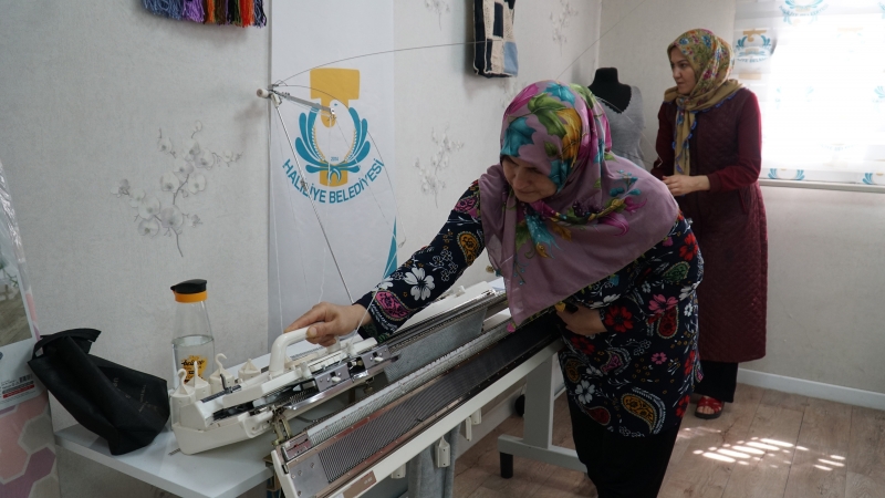 HALİLİYE BELEDİYESİ'NDEN KADINLARA SOSYAL VE MESLEKİ DESTEK