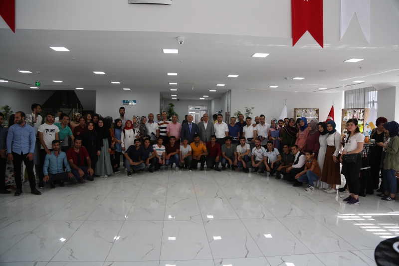 Haliliye Belediyesin'den YKS Öğrencilerine Moral Proğramı