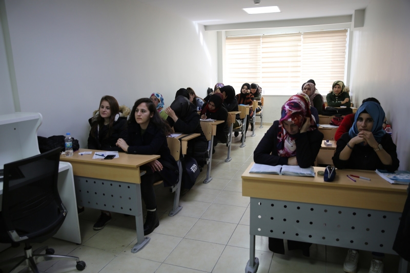 ‘HALİLİYE BİZLERE KAPILARINI AÇTI’