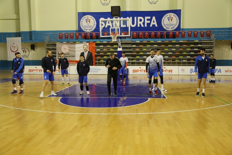 HALİLİYE İKİNCİ YARININ İLK MAÇINA HAZIRLANIYOR