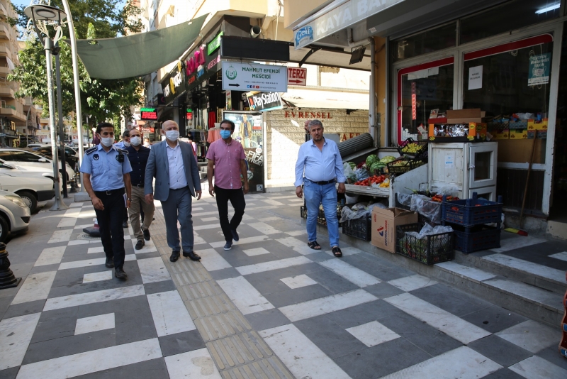 HALİLİYE ZABITASINDAN KALDIRIM İŞGALİ VE PAZAR YERİ DENETİMLERİ