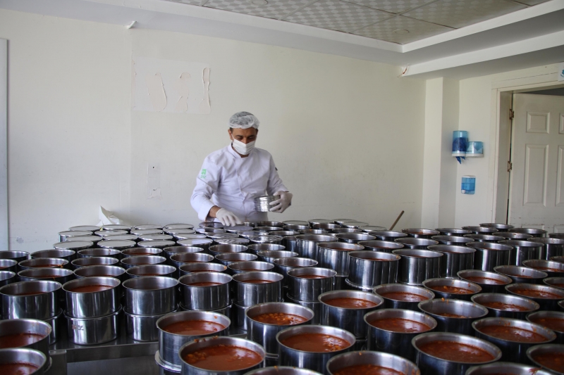 HALİLİYE’DE 706 AİLEYE GÜNLÜK SICAK YEMEK