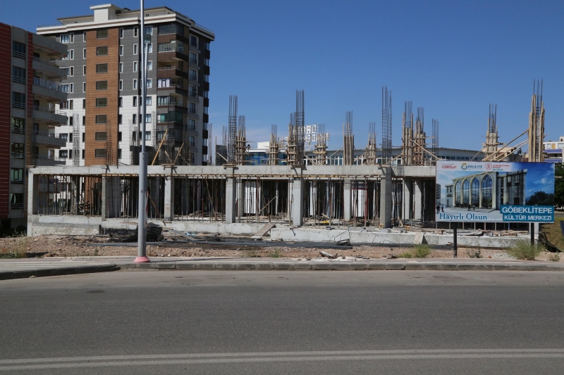 HALİLİYE’DE İNŞAATLAR BİR BİR YÜKSELİYOR