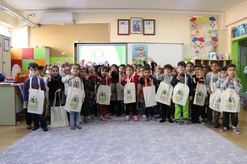 Haliliye’de öğrencilere geri dönüşüm bilinci aşılanıyor