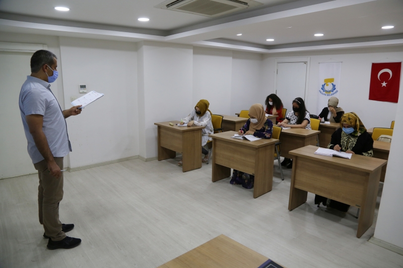 HALİLİYE’DE TYT-AYT KURSU KAYITLARI BAŞLADI