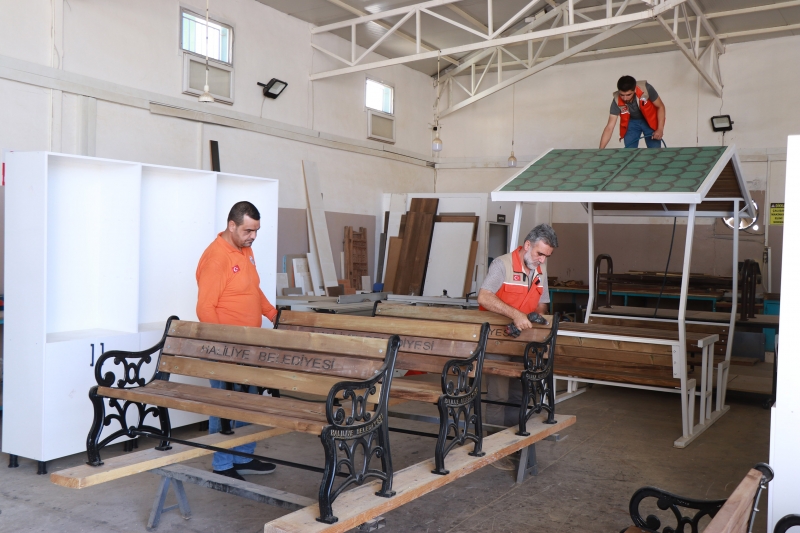 HALİLİYE’DE "ÜRETEN BELEDİYE" MODELİYLE PARKLAR GÜZELLEŞİYOR