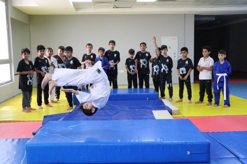 HALİLİYE’DE YAZ SPOR OKULLARI BÜYÜK İLGİ GÖRDÜ