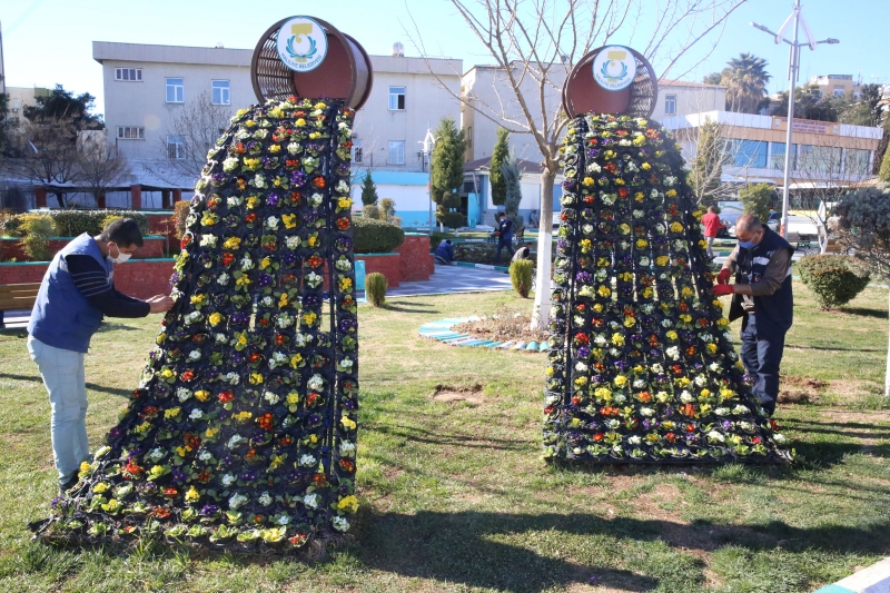 HALİLİYE’DEKİ PARKLARA BAHAR GELDİ