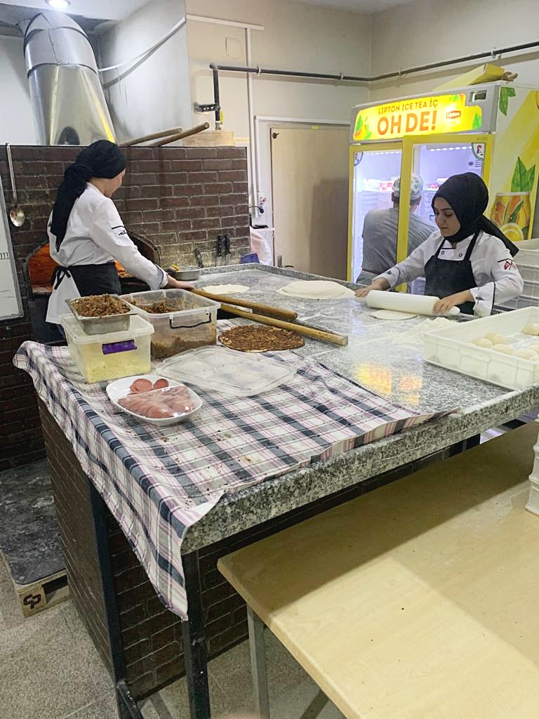 Harran Eğitim Kooperatifi Geleceğin Şeflerine Staj İmkânı Sağlıyor