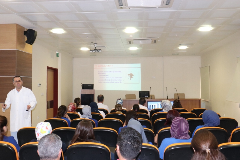 HARRAN ÜNİVERSİTESİ HASTANESİNDE PERSONELE KIRIM-KONGO KANAMALI ATEŞİ ANLATILDI