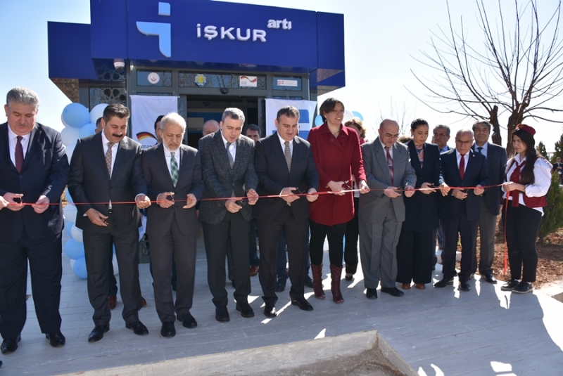 Harran Üniversitesi’nde İŞKUR Artı Hizmet Noktası Açılışı ve Kariyer Günü Etkinliği Gerçekleştirildi