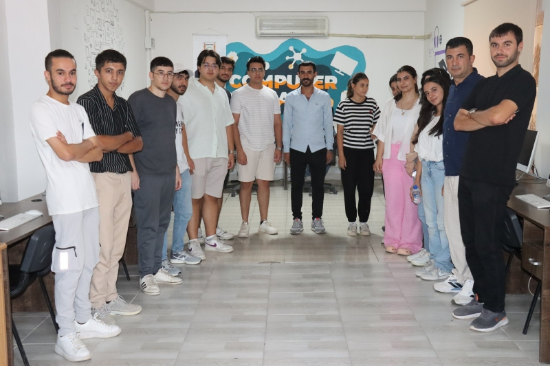 HAYALLERİNDEKİ ÜNİVERSİTEYİ ŞANLIURFA BÜYÜKŞEHİR BELEDİYESİ İLE KAZANDILAR