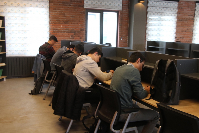 HAYALLERİNE HAZIRLANAN GENÇLERDEN BAŞKAN CANPOLAT’A TEŞEKKÜR