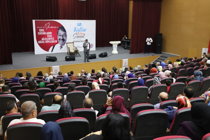 HAYATİ İNANÇ KARAKÖPRÜLÜLERLE BULUŞTU