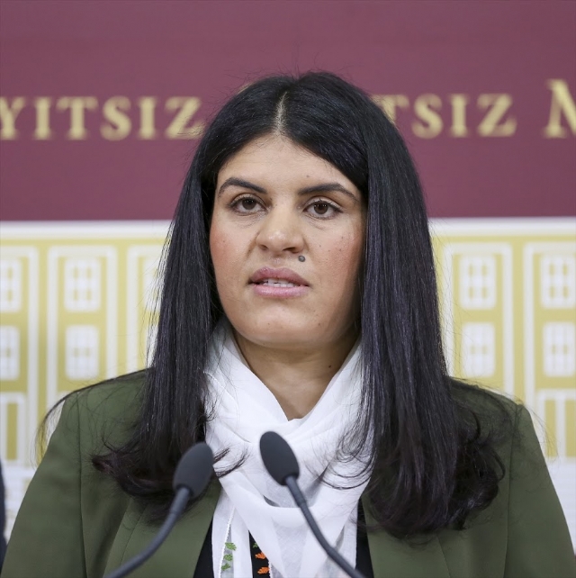 Hdp Milletvekili Öcalan Hakkında "Yakalama" Kararı Çıkarıldı