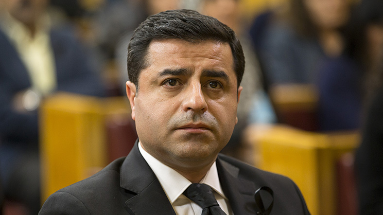 HDP’li Demirtaş’ın yargılanmasına başlandı