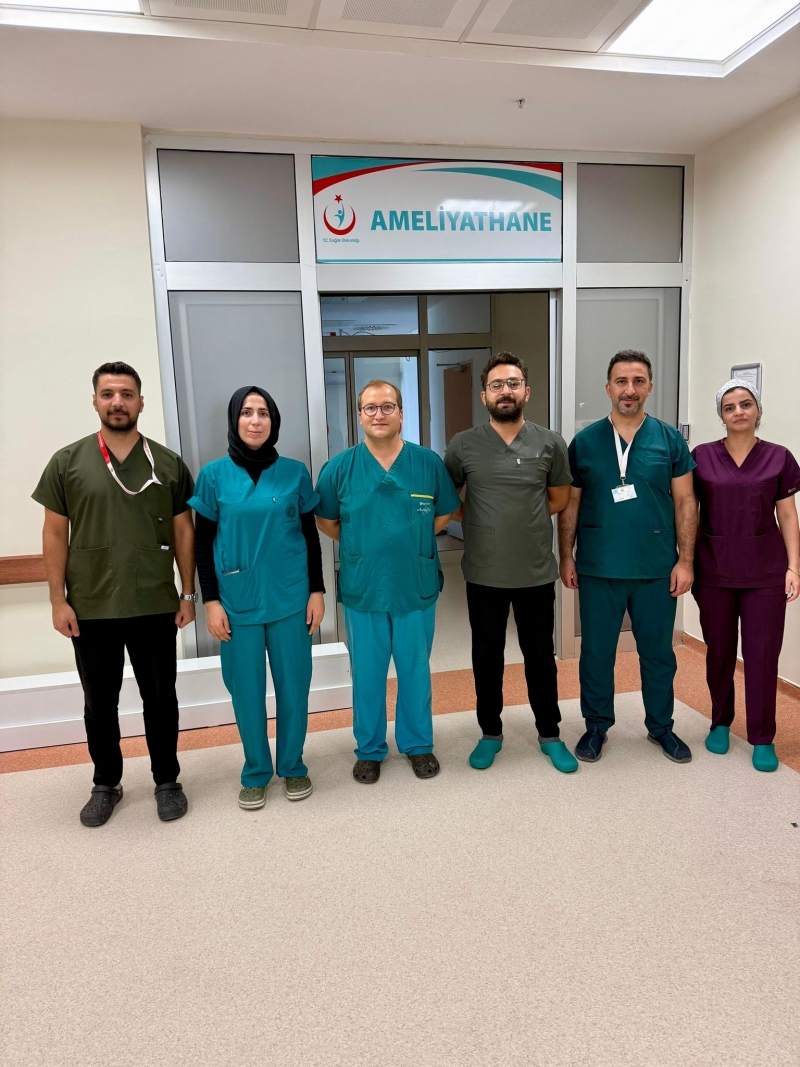 Hilvan Devlet Hastanesi’nde İlk Ortopedi Ameliyatı Başarıyla Gerçekleştirildi