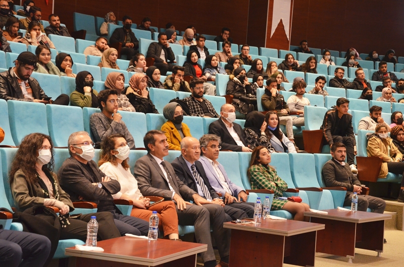 HRÜ Öğrencilerine Yönelik Kariyer Planlama Etkinliği Düzenlendi