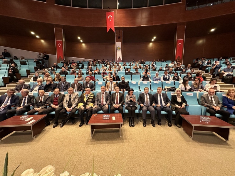 HRÜ’de Geleceğin Diş Hekimleri İlk Önlüklerini Giydi