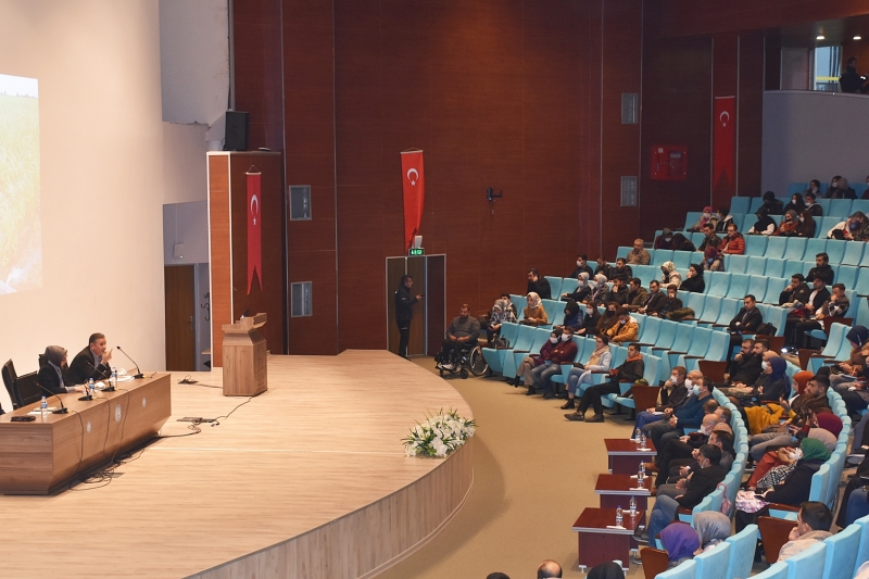 HRÜ’de Geleneksellik ve Modernlik Bağlamında Aşiretçilik Ele Alındı