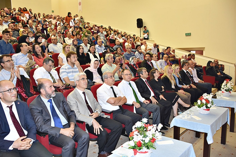 HRÜ’de Hekim Adayları Mesleğe İlk Adımlarını Attılar