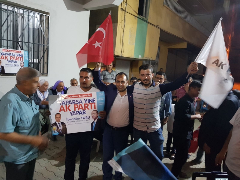 İbrahim Toru Ak Parti Hizmet Partisidir