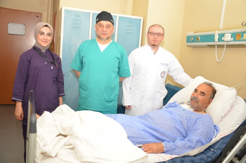 İKİ RİSKLİ AMELİYAT AYNI ANDA YAPILDI.