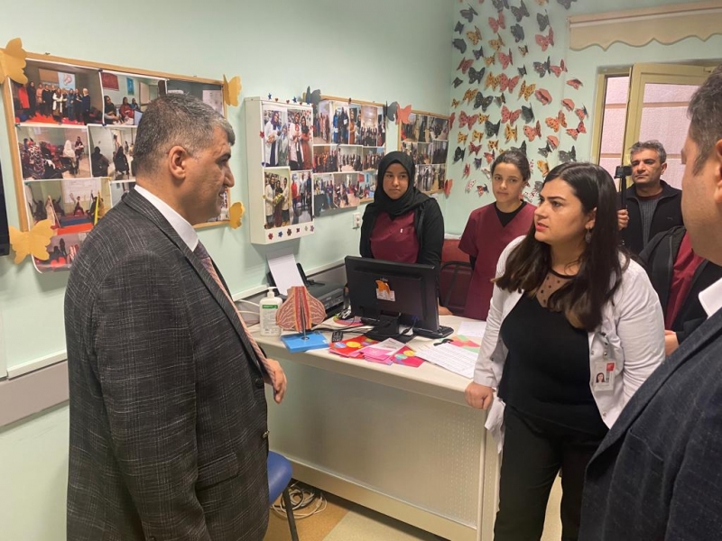 İl Sağlık Müdürü Gülüm Viranşehir Devlet Hastanesini Ziyaret Etti.