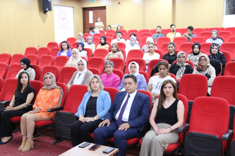 İl Sağlık Müdürü Solmaz “Doğarken ağlayan sonraki hayatında gülen bebekler” olmasını istiyoruz