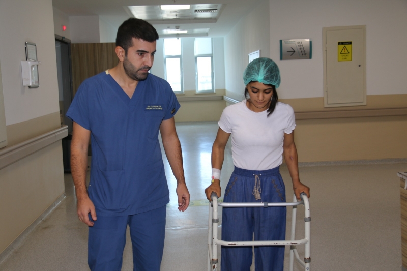 İleri merkezlerde yapılan tedavi ilçe devlet hastanesinde yapıldı.