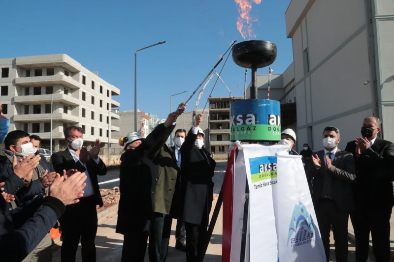 İLK MEŞALE YAKILDI, EYYÜBİYE DOĞALGAZA KAVUŞTU