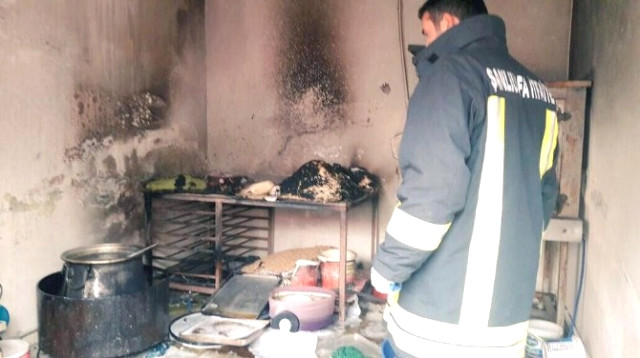 İşyerinde Çıkan Yangın Söndürüldü