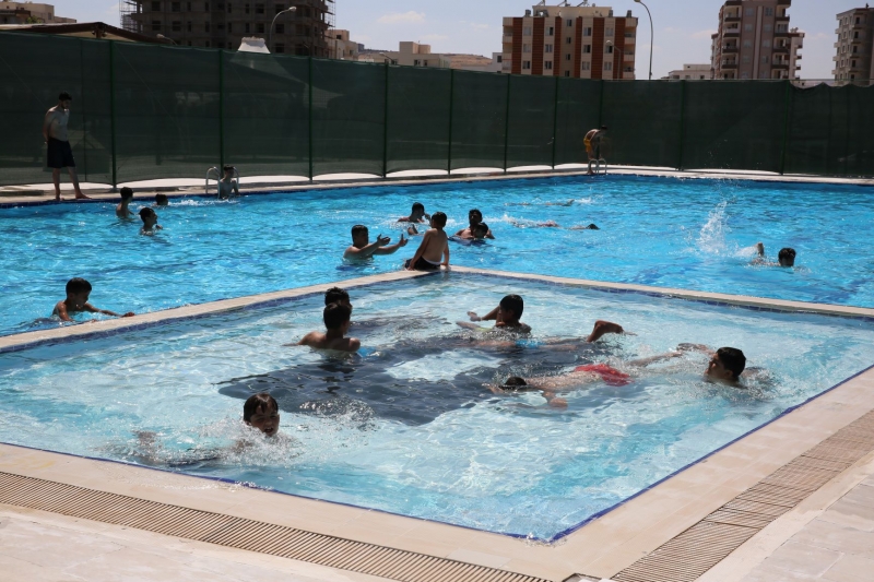 KARAKÖPRÜ BELEDİYESİ YÜZME HAVUZU HİZMETE AÇILIYOR