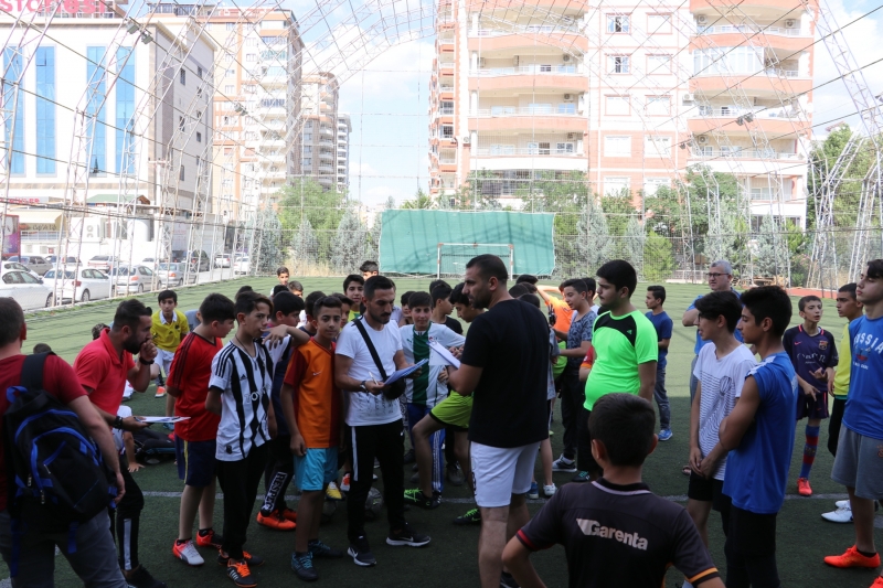 Karaköprü Belediyespor'da Alt Yapı Seçmeleri Yapıldı