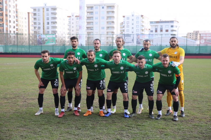 Karaköprü Belediyespor Korfez'i Rahat Geçti